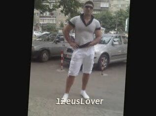 1ZeusLover