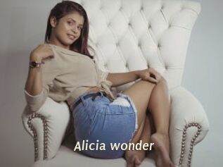 Alicia_wonder