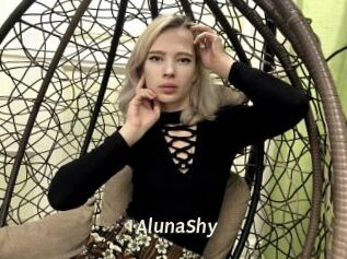 AlunaShy