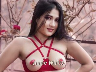 Annie_Whitte