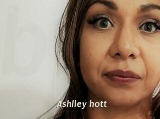 Ashlley_hott