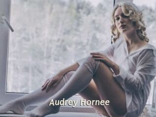 Audrey_Hornee