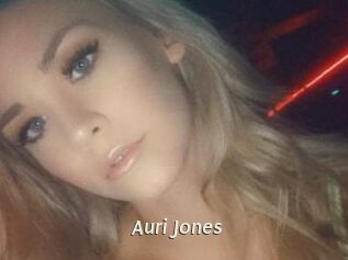 Auri_Jones