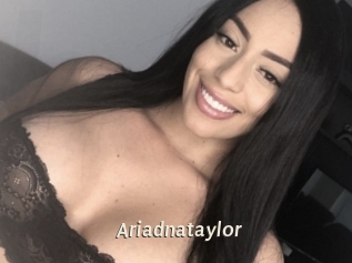 ariadnataylor Blog éjac