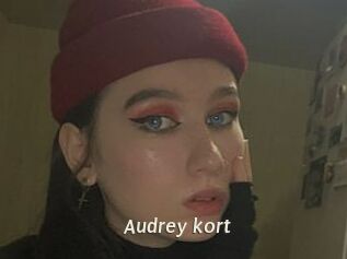 Audrey_kort