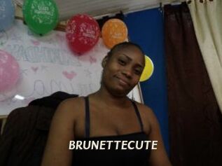 BRUNETTECUTE