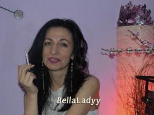BellaLadyy