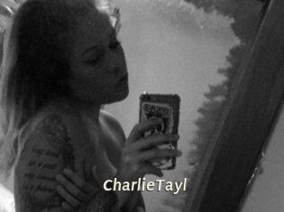 Charlie_Tayl Blog éjac