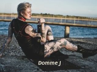 Domme_J