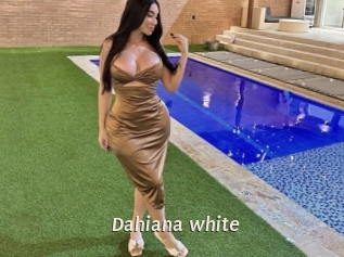 Dahiana_white