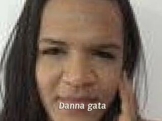 Danna_gata