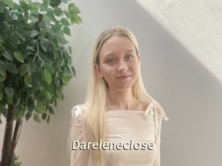 Dareleneclose