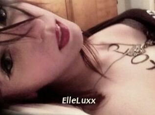 Elle_Luxx