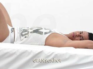 GIANsexhot