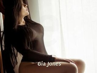 Gia_Jones
