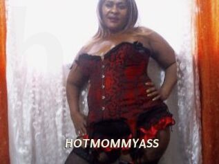 HOTMOMMYASS