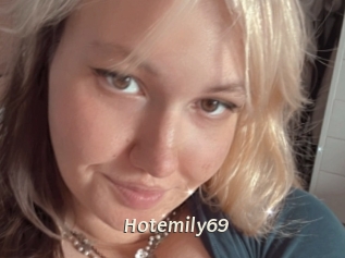 Hotemily69