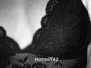 Hotmilf42