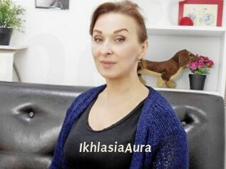 IkhlasiaAura