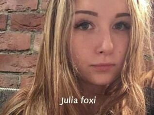 Julia_foxi