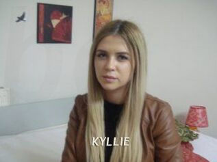 KYLLIE_