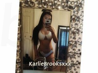 KarlieBrooksxxx