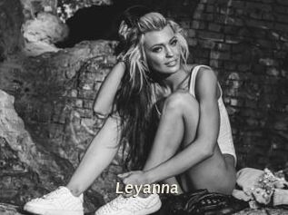 Leyanna Blog éjac