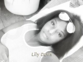 Lily_Davis