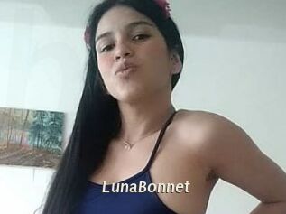 LunaBonnet