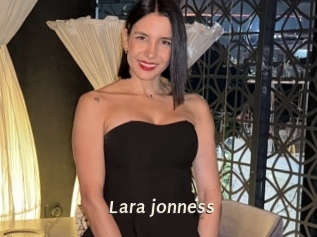 Lara_jonness