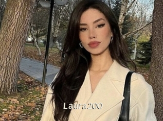 Laura200