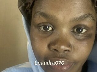 Leandra070