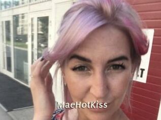 MaeHotKiss