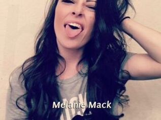Melanie_Mack