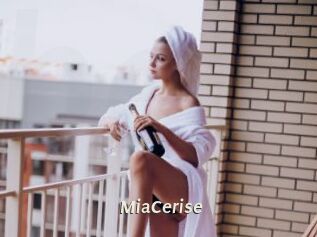 MiaCerise
