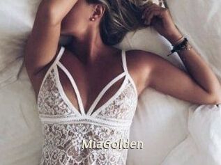 Mia_Golden