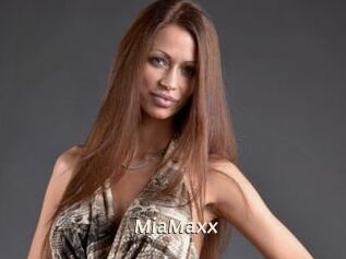 MiaMaxx
