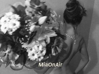 MiaOnAir