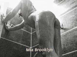 Mia_Brooklyn