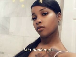 Mia_Henderson