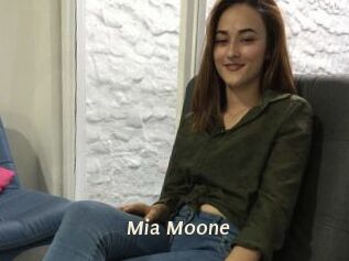 Mia_Moone