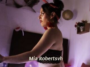 Mia_Robertsvh