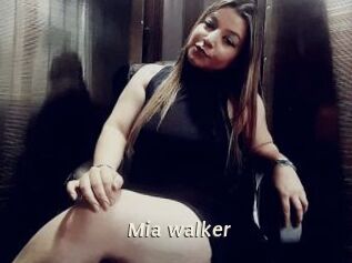Mia_walker