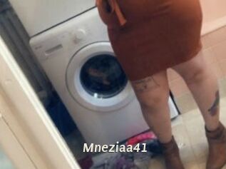 Mneziaa41