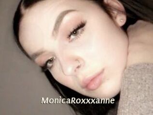 MonicaRoxxxanne Blog éjac