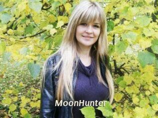 Moon_Hunter