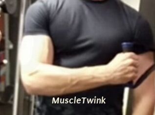 MuscleTwink