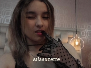 Miasuzette