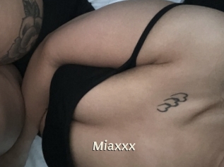 Miaxxx