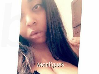 MoniiqueS